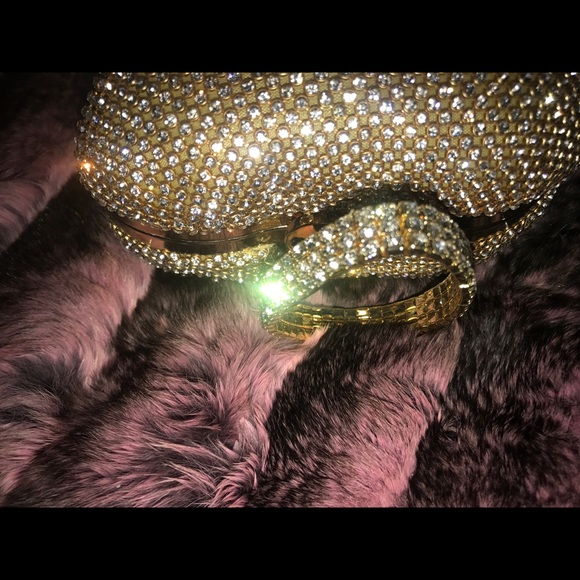 Gold Rhinestone stretch bracelet - Picture 2 of 4